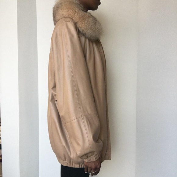 Fox Fur Collar Leather Jacket - Size S - Picture 3 of 6